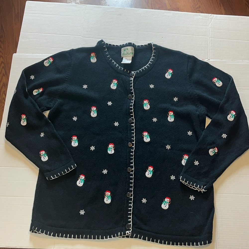 The Quacker factory-L-Black-embroidered, all over Snowman, Cardigan Sweater.￼